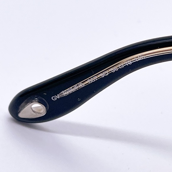 NEW GIVENCHY GV7085/F/S 807 WOMEN’S SUNGLASSES GIVENCHY GV 7085/F/S BLACK - Picture 9 of 10